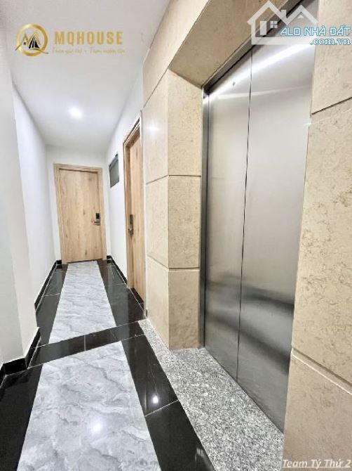 Bán CHDV 6Tầng (5.1 x 24) CÓ THANG MÁY thu nhập 1.5tỷ/năm, sát mặt tiền Nguyễn Trọng Tuyển - 1
