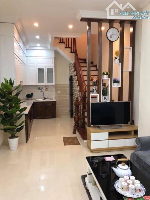 Bán nhà hẻm Nơ Trang Long, 44m2 5 tầng BTCT chỉ 7,9tỷ - 1