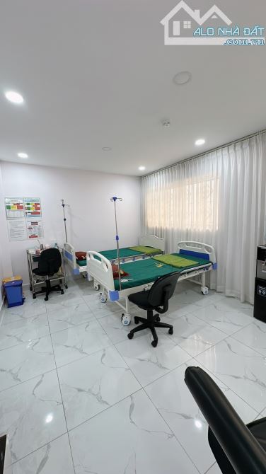 Bán rẻ nhà mặt tiền 6.6x15m gần cư Xá Bắc Hải Quận 10 - 1