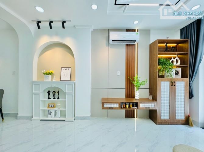 NHÀ MỚI XÂY 3 TẦNG – NỞ HẬU - TẶNG NỘI THẤT - NHỈNH 5 TỶ - 2