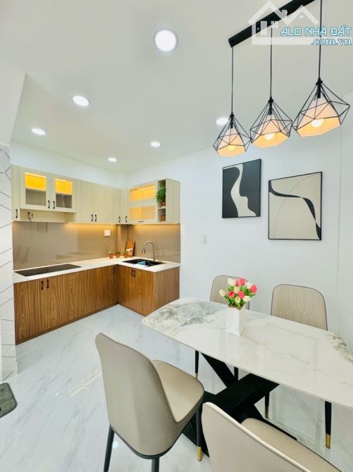 NHÀ MỚI XÂY 3 TẦNG – NỞ HẬU - TẶNG NỘI THẤT - NHỈNH 5 TỶ - 3