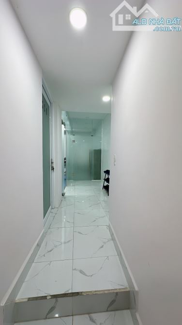 Bán rẻ nhà mặt tiền 6.6x15m gần cư Xá Bắc Hải Quận 10 - 3