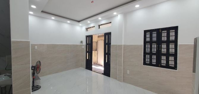 Nhà 3 tầng Nguyễn Trọng Tuyển, ngang 5m, hoàn công đủ chỉ hơn 3 tỷ - 4