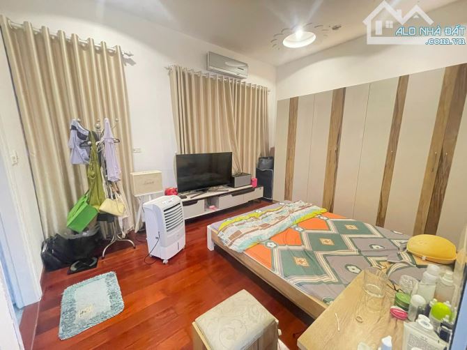 Bán nhà phân lô 376 đường Bưởi, BA ĐÌNH. Dt 70m*5t, Mt 7m, 25.8Tỷ. Ở sướng, làm Vp cty đẹp - 7