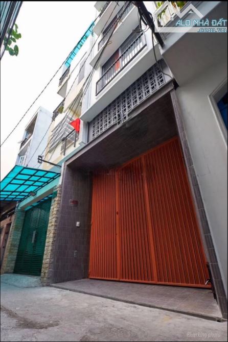 Chính chủ gửi nhà 42m2 Phan Văn Trị,P11,Bình Thạnh. Xây 3 tầng,sổ riêng bán 1 tỷ 950.
