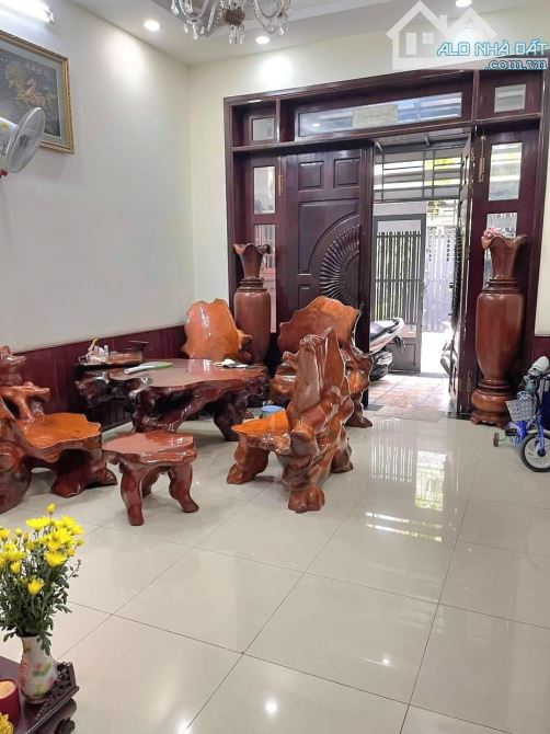 Khu phân lô đường 6m gần Emart Phan Huy Ích Gò Vấp, 73m2, 4 tầng chỉ 7.5 tỷ