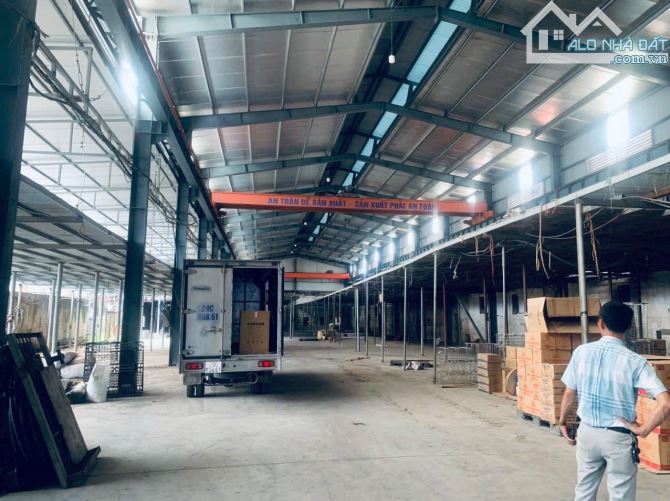 Cho thuê kho xưởng dt 2500m2 tại biên giang hà đông