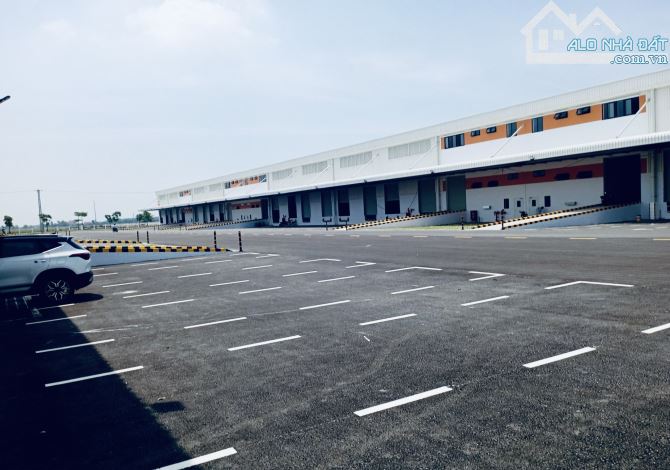 Cho thuê 3000-6000m2 kho tiêu chuẩn fdi có dockcont trong kcn yên mỹ