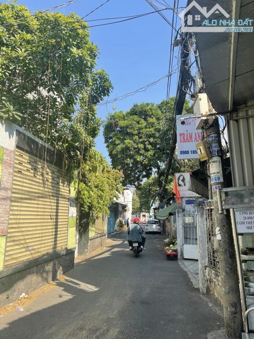 Hẻm thông 1 xẹc Nguyễn Đình Chi,40 m2 2 tầng BTCT đối diện chợ Cây Gõ