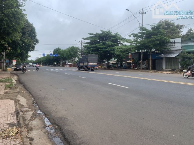 Cho thuê mặt tiền đường Phạm Văn Đồng, Buôn Ma Thuột, Đắk Lắk (Gần chợ Đầu mối) - 1