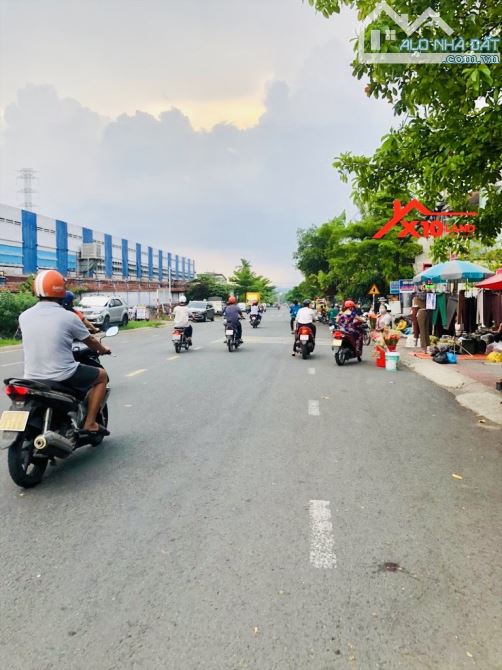 BÁN NHÀ LÔ GÓC MẶT TIỀN HÀN THUYÊN P.AN BÌNH, BIÊN HÒA KINH DOANH CỰC TỐT,SẴN DÒNG TIỀN - 1