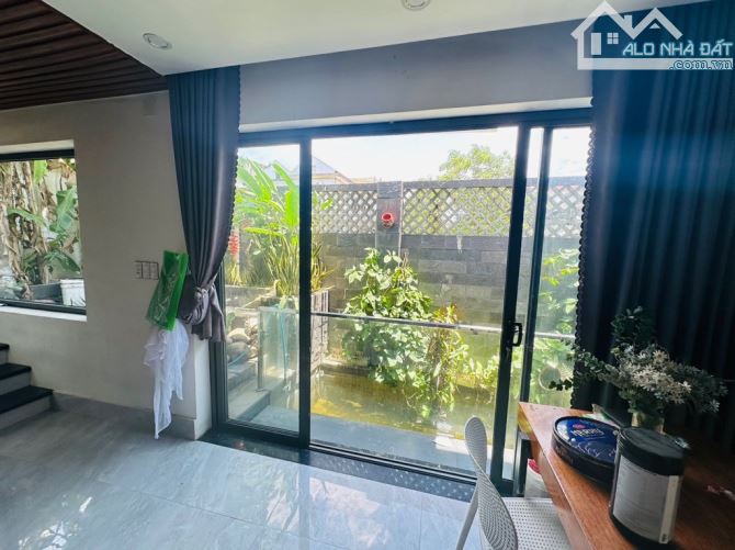 ⭐️⭐️⭐️⭐️⭐️ Bán biệt thự 3 tầng MẶT TIỀN Triệu Quang Phục, view sông Ngự Hà giá tốt. - 2