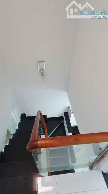 Hẻm thông 1 xẹc Nguyễn Đình Chi,40 m2 2 tầng BTCT đối diện chợ Cây Gõ - 3