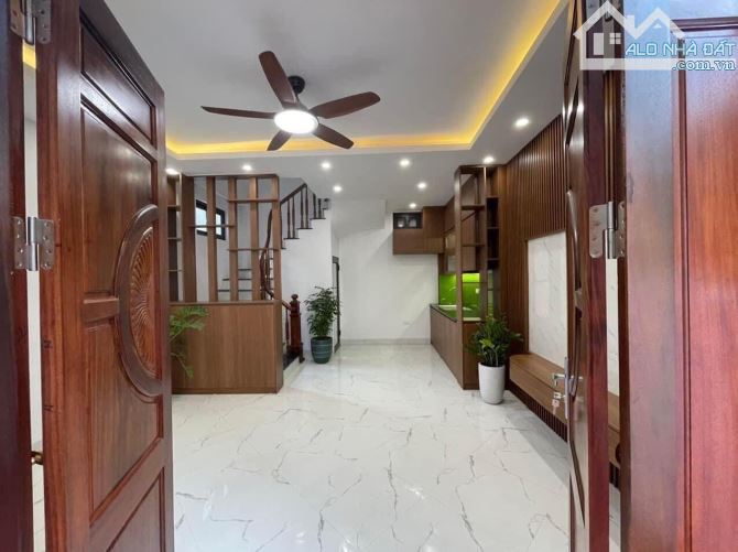 Bán Nhà Miêu Nha Tây Mỗ 30m2 5Tầng - 4