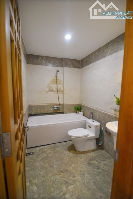 Bán nhà An Thượng, 90M2, 4 tầng, Cách biển Mỹ Khê 100m. Giá 21.X tỷ.TL, LVCC.SHR. - 4