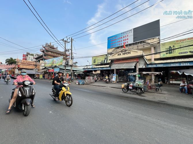 Biệt thự 3 lầu mái Thái khu VIP 2 mặt tiền Nguyễn Oanh ngang 8m 176m2 tặng nội thất 28 tỷ. - 4