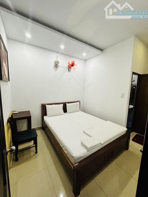 Bán khách sạn 20 Phòng. 7m x 18m Mặt tiền đường gần Hoàng Diệu 2, P. Linh Trung - 5