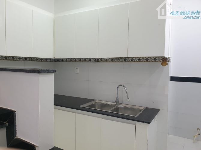 Hẻm thông 1 xẹc Nguyễn Đình Chi,40 m2 2 tầng BTCT đối diện chợ Cây Gõ - 5