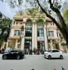 Cho thuê Biệt thự Duy Tân, Trần Thái Tông, Cầu Giấy 180 mét, 4 tầng