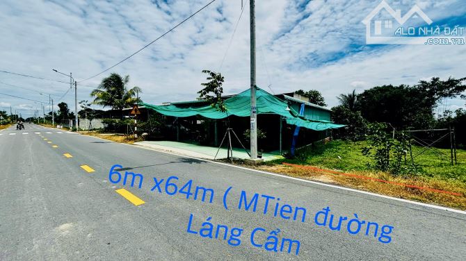 bán lỗ 400tr lô đất mặt tiền đường láng cẩm ngang 6m