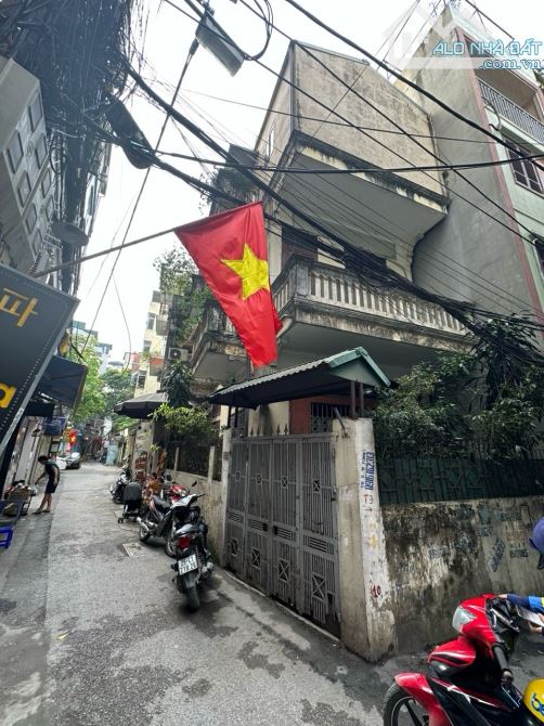 Nhà Đình Thôn, Ô Tô Đỗ Cửa - 30m Ô Tô Tránh, 66m2 Mặt tiền 5m, Giá 7.3 tỷ.