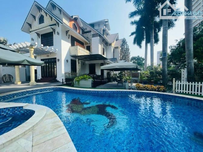 Bán Villa MT Nguyễn Văn Hưởng, Thảo điền Q2,DT:  20X35m, Hầm 4 tầng, View sông Sài Gòn