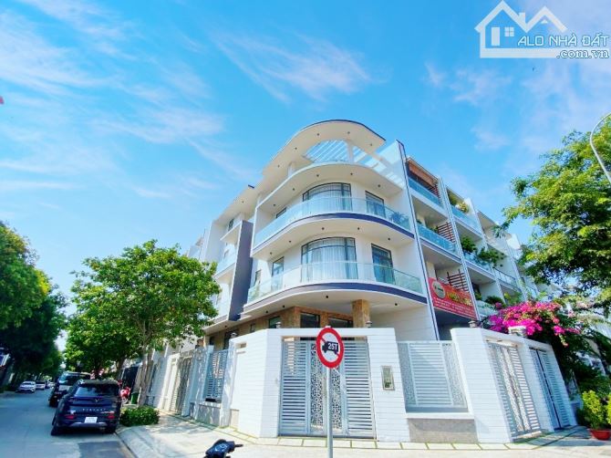 Căn góc siêu hiếm VẠN PHÚC CITY - NGANG 8M - 5 TẦNG - NỘI THẤT HIỆN ĐẠI ĐẮT TIỀN