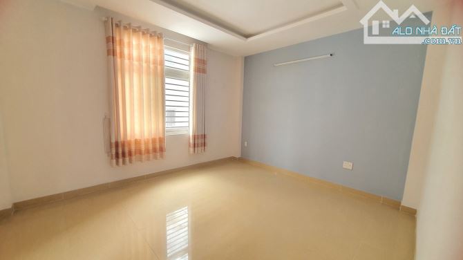 CHỦ NGỘP - QL13 - GẦN PHÍA BÌNH THẠNH - KHÔNG LỖI PHONG THUỶ - 90M2 - 5.X TỶ - 1