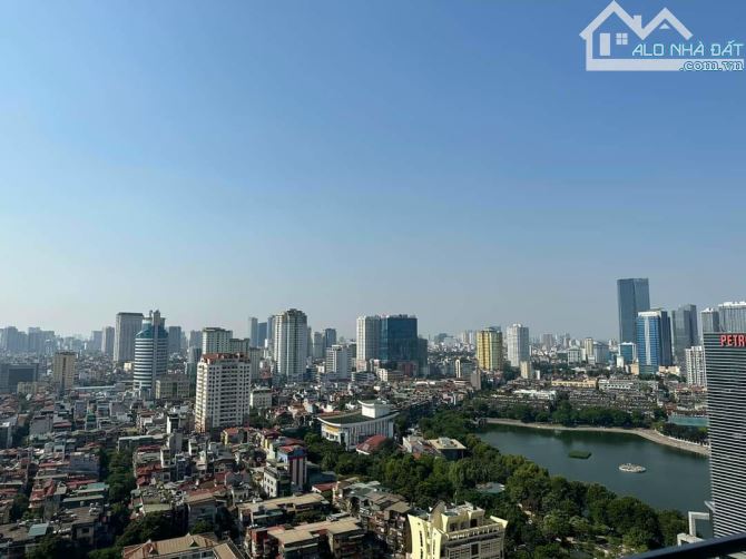 Cần bán căn hộ 143m2 3 Ngủ 2VS view hồ Thành Công tại dự án Green Diamond 93 Láng Hạ. - 1