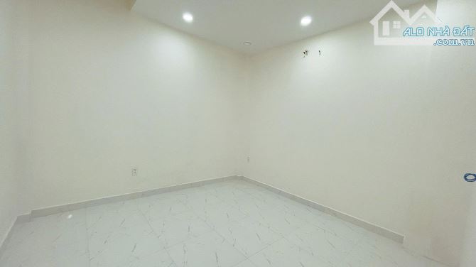 Nhà Đẹp Ở Ngay Trần Văn Quang, Tân Bình, 52m2, 3 PN, Chỉ 5 Tỷ 1 - 2