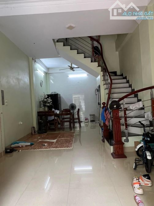 Bán nhà phân lô ngõ 233 Chiến Thắng HĐ Gara, KD DT 40m2x 5 tầng MT 4m2 giá 12.5 tỷ - 3