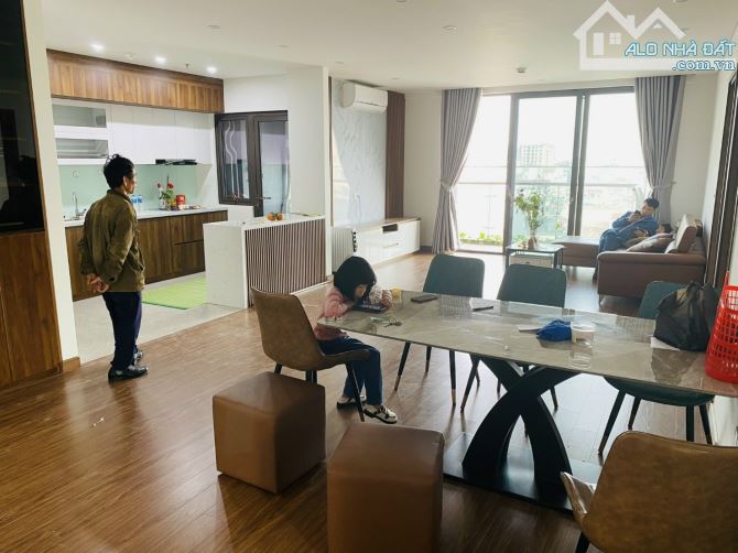 Cần bán căn hộ 143m2 3 Ngủ 2VS view hồ Thành Công tại dự án Green Diamond 93 Láng Hạ. - 3
