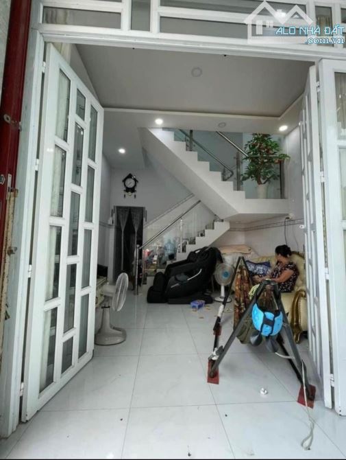 Kẹt nợ bán nhà 1 lầu 760TR, SHR, Rộng 72m2. Xã Tân Xuân Hóc Môn. - 4