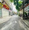 Cần bán nhà 60m2 có vỉa hè  kinh doanh sầm uất Phố Phạm Văn Đồng