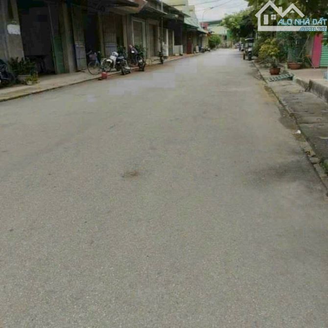 VIU ,MẶT KINH DOANH, LIÊN TỈNH ,TỪ SƠN GIÁP ĐÔNG ANH C,C,CÂN B,ÁN GẤP ĐẤT 350M2 MT20M 2xTR