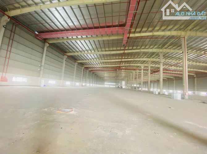 Cho thuê lâu dài 6700m2 nhà xưởng trong  KCN Khai Quang, khung zamil, điện 3 pha