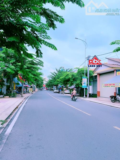 Bán nhà mặt tiền đường Lưu Văn Viết p. Tân Tiến Biên Hoà Đồng Nai