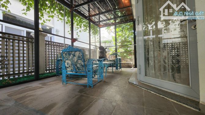 Giảm 5.5 tỷ chào mới 77.99 Tỷ Biệt thự khu Nam Viên Phú Mỹ Hưng. 274m2. RẤT GẤP BÁN