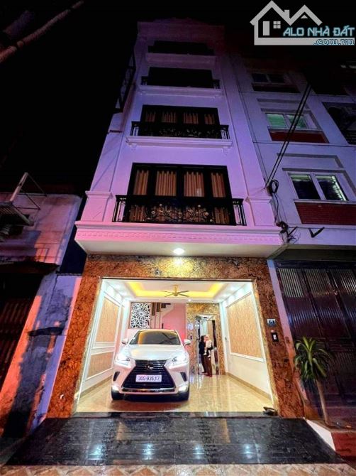 Bán nhà mặt phố Tân Mai, Hoàng Mai, 6 tầng thang máy, ô tô, kinh doanh, 100m2, 19.9 tỷ