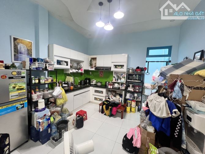 Nhà vườn Long Phước gần Vi_nhome ,440m2 , MT đường, điện MT , SHR