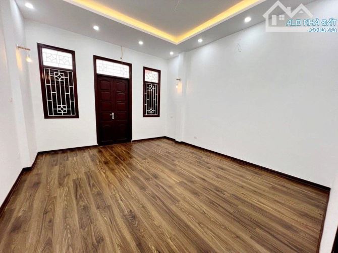 Nhà đẹp, 4 tầng, Phố Tân Mai, gần ô tô, tiện ích vô vàn, an sinh đỉnh, 46m2 chỉ hơn 5 Tỷ - 2