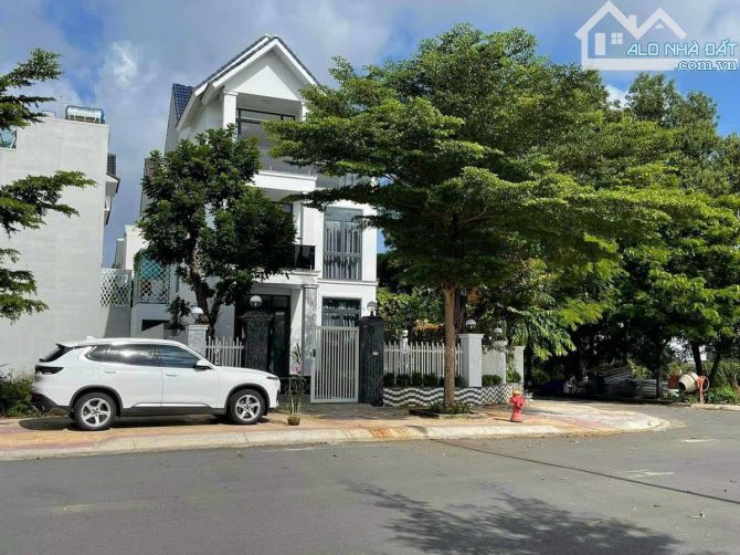 🏠 Bán Biệt Thự Vườn, 2 Mặt Tiền Vi ew Sông, Công Viên Và Sân Golf + Vị Trí: KDC Hà Đô - 2