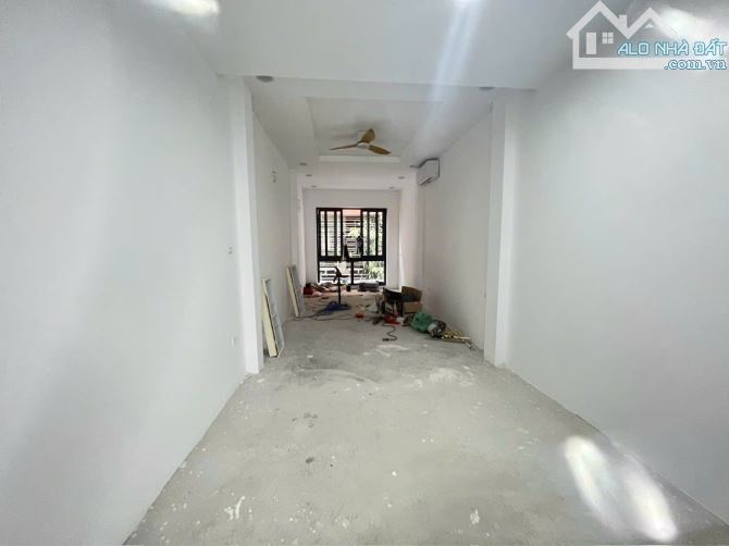 Cần Bán Gấp Nhà Khu Lin 41m2, 5 tầng chỉ 7.9 tỷ 💥💥💥💥💥PHÂN LÔ - 2 MẶT NGÕ TRƯỚC SAU - - 3