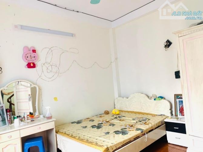 BÁN NHÀ PHƯỜNG SÀI ĐỒNG LONG BIÊN 6 TỶ 50M2 MT 5M 5 TẦNG Ô TÔ TRÁNH KINH DOANH - 4