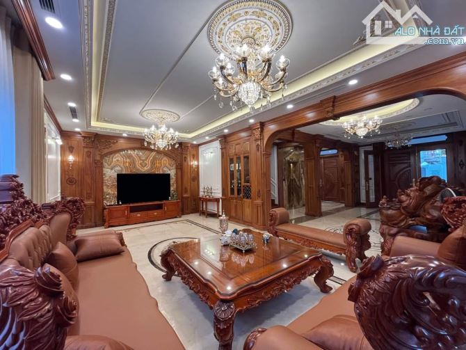 Bán siêu Biệt Thự nhà vườn Nguyễn Thị Định, Cầu Giấy. 238 m2 x 4T x Mt 35m Lô góc 2 thoáng - 7