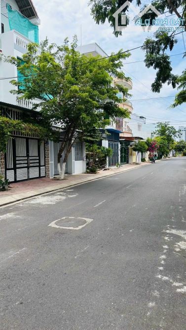 Bán đất mặt tiền đường Nguyễn Trác, đối diện Trường Sỹ Quan Thông tin, Nha Trang 102,5m2