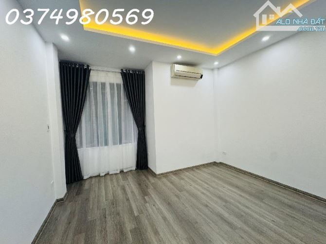 Bán nhà Vạn Phúc Hà Đông, Thông, KD, ô tô, 40m2, mt 4,7m, giá 6.9  tỷ.