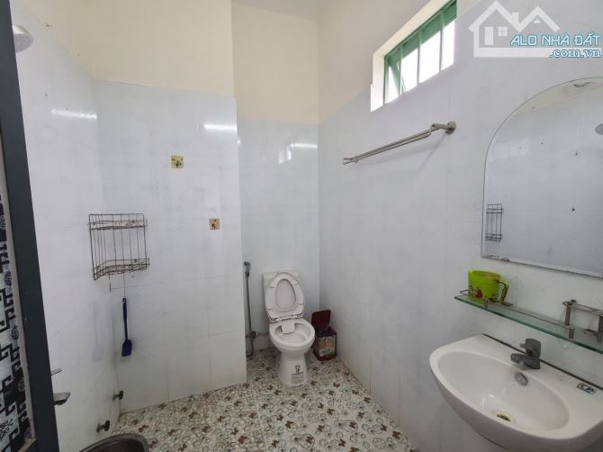 Bán nhà ngũ hành sơn,đường Vùng Trung,6 phòng ngủ,110m2,2.5 tầng- giá chỉ có 4 tỷ 5 - 1