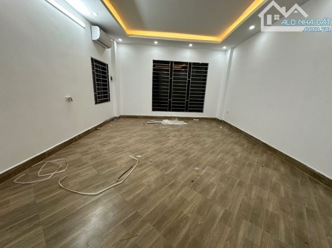 XEM NGAY HÔM NAY Bán nhà Vĩnh Hưng, Lĩnh Nam,mới koong 41M 5T Lô Góc, Ô tô đỗ cửa hơn 5 tỷ - 1