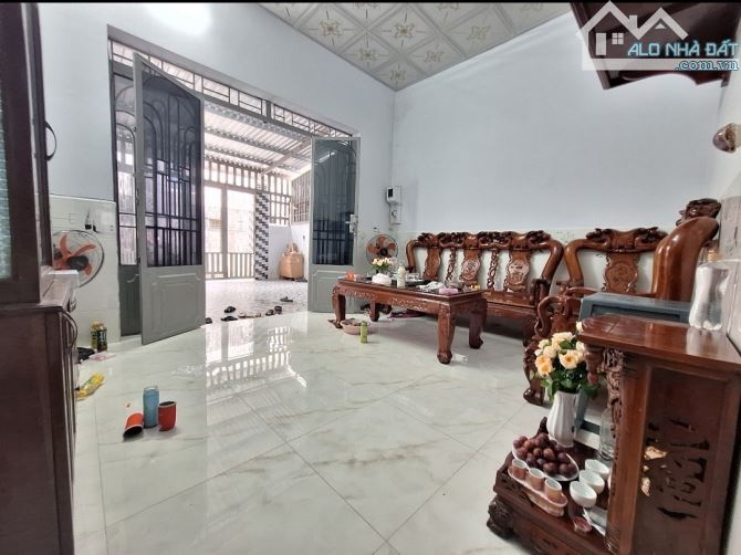 Bán nhà Tân Xuân ,Hóc Môn , DT 92 m2 . Giá chỉ  3.3 tỷ  (TL) - 1
